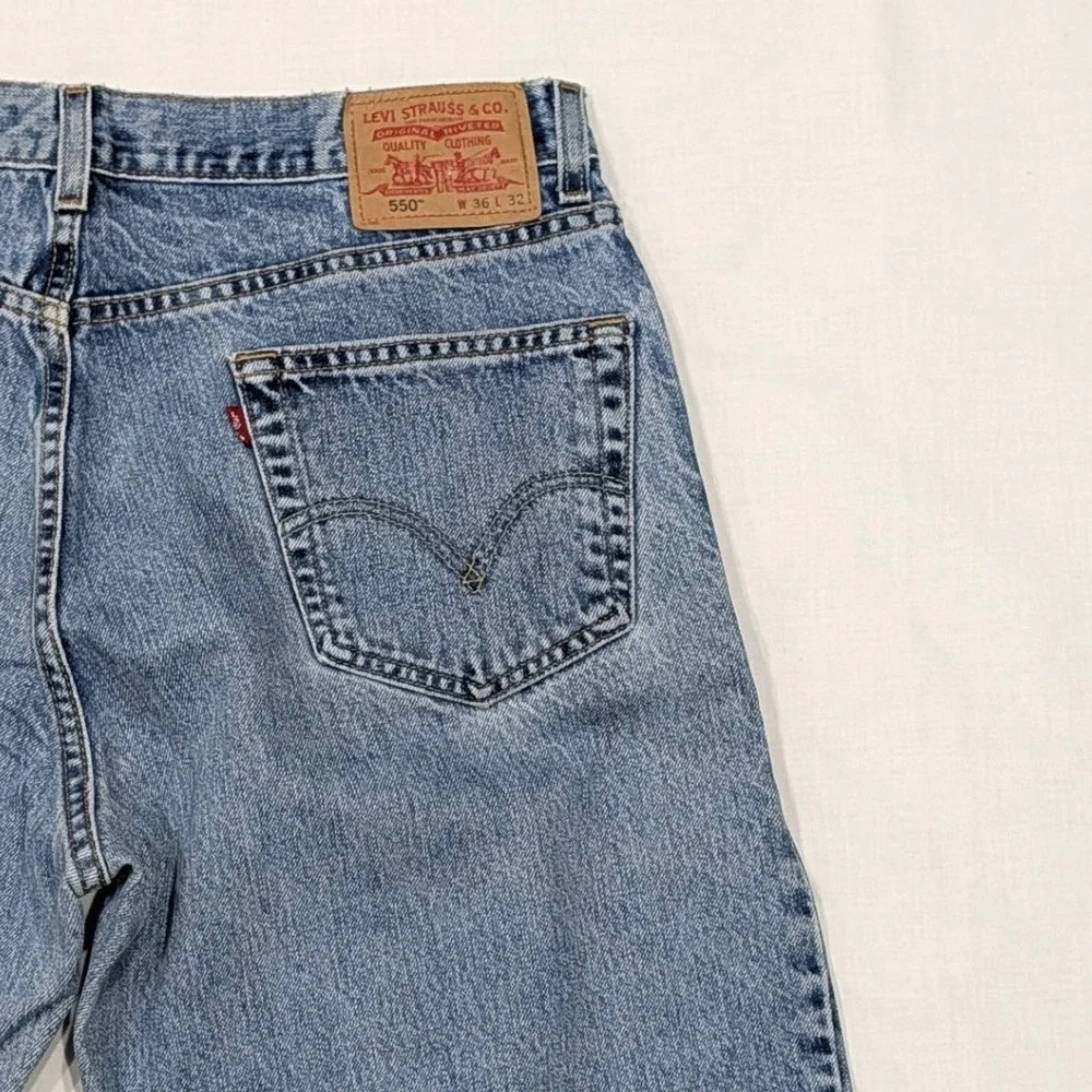 Levis levi 550